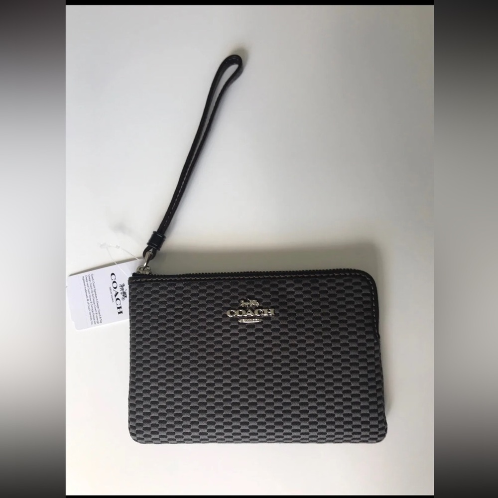 NWT COACHCORNER ZIP WRISTLET LEGACY JACQUARD  F13311 SILVER/GREY/BLACK